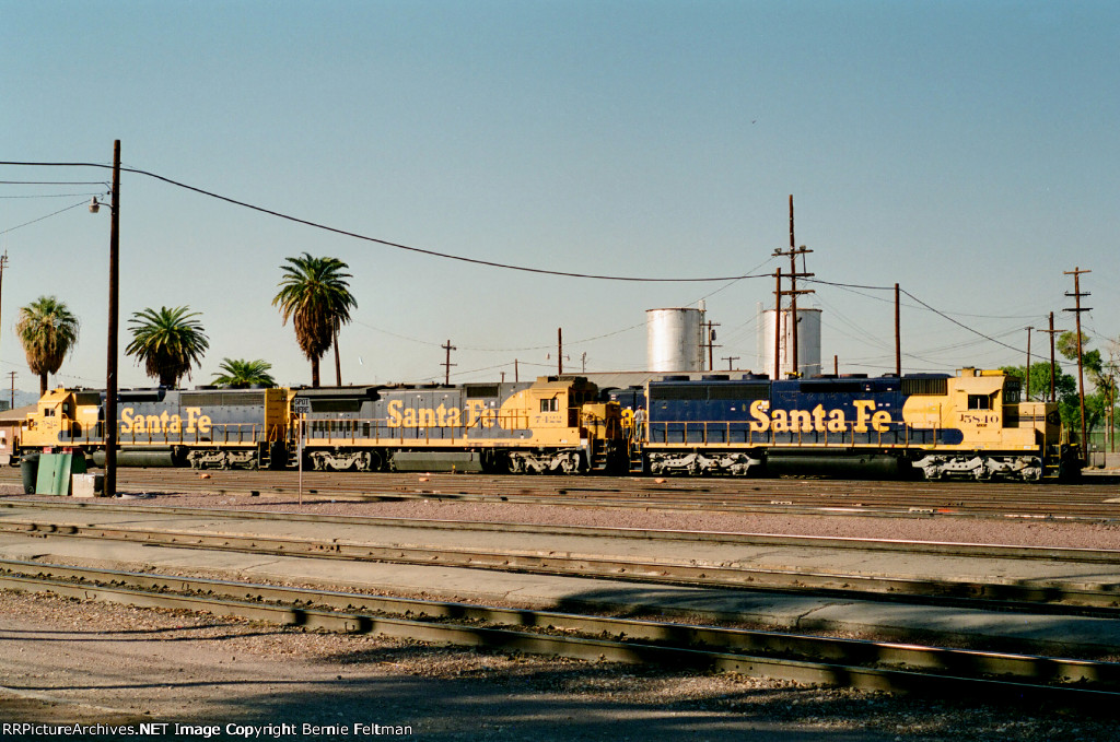 Santa Fe #5840 (SD45-2) was built 5/72 as ATSF 5652 and later became BNSF 6490,